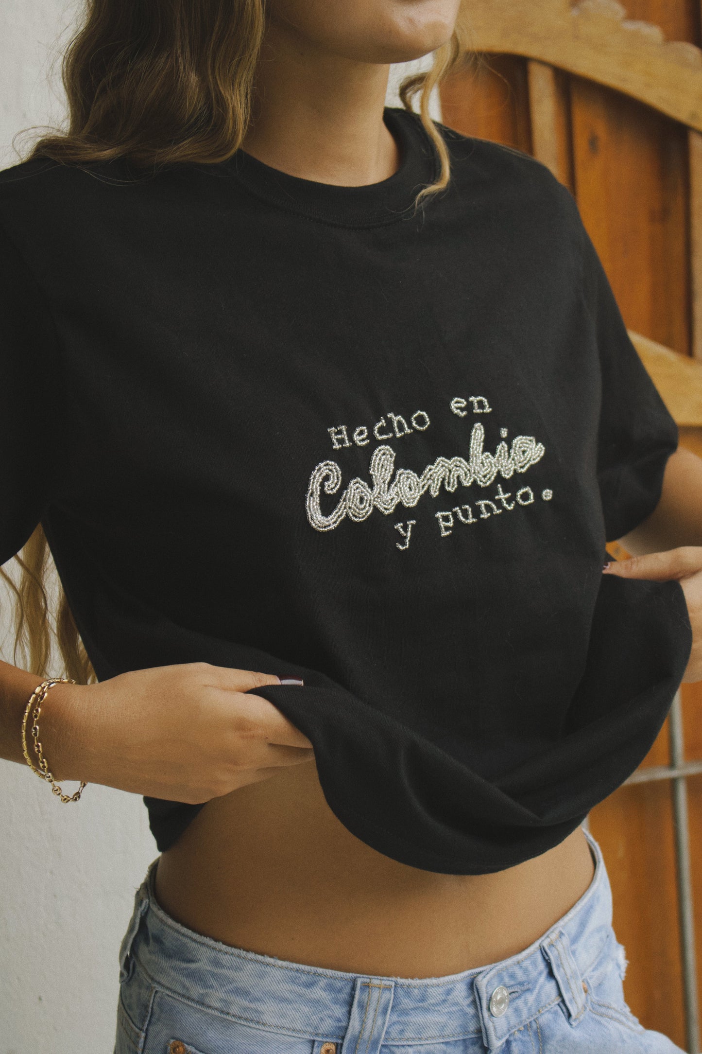 HECHO EN COLOMBIA Y PUNTO BLACK
